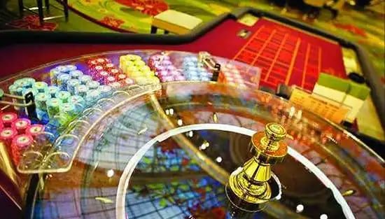 Kartu fitur keamanan dan privasi pengguna